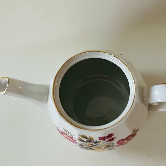 Ellgreave England Floral Bone China Teapot with Gold Trim - Picture 3 of 14